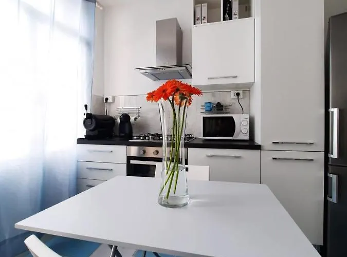 In Piazza Italia Apartament SantʼAntìoco